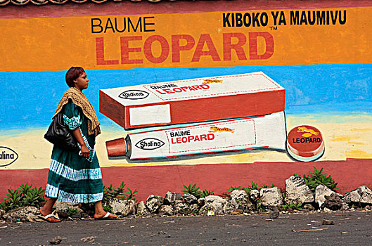 女人,刚果民主共和国,走,过去,彩色,墙壁