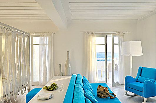 地中海,卧室,蓝色,软垫,家具,桌子,凳子,休闲,区域,靠近,四柱床