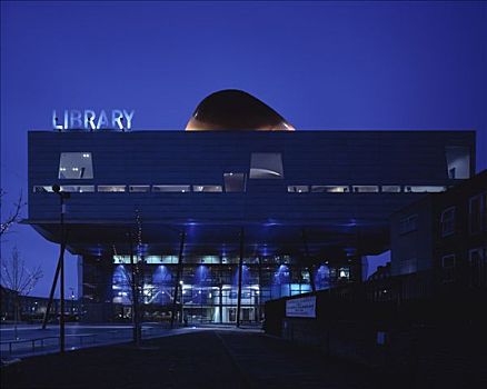 图书馆,黃昏