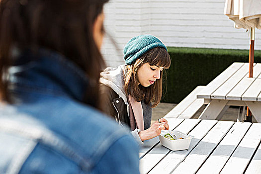 美女,吃饭,外卖,野餐凳