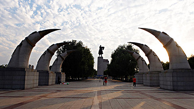 呼和浩特的成吉思汗广场