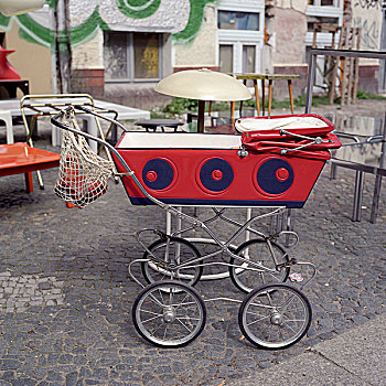 童车,后院,柏林