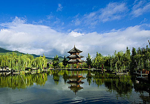 玉龙雪山脚下,悦榕庄风景