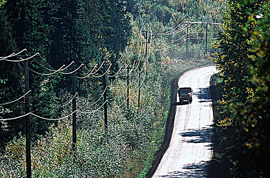 卡车,乡间小路,电线,不列颠哥伦比亚省,加拿大
