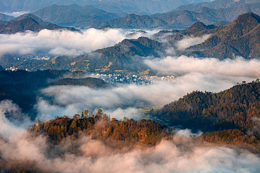 石潭,云海,安徽,山沟,油菜花,风光,壮观,气候,环境,仙境,诱惑,秀美,俯瞰,村庄