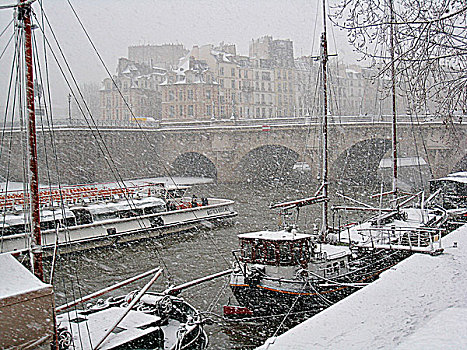 法国,巴黎,塞纳河,雪