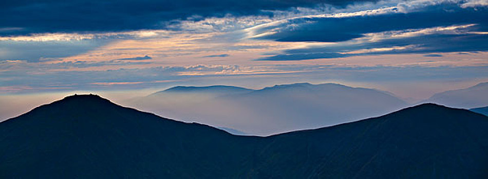 山,雾,湖区国家公园,坎布里亚,英格兰