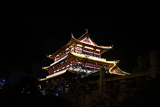 湖南省长沙湘江风光带－夜幕下的杜甫江阁,夜景