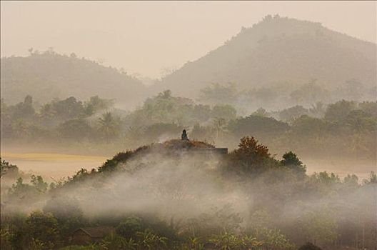 晨雾,缅甸