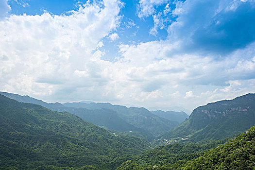 神农架群山