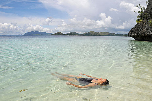 菲律宾,巴拉望岛,游客,放松,海中