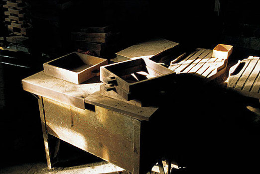 798艺术区工厂内的铸件模型
