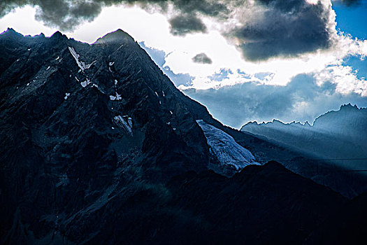 雪山