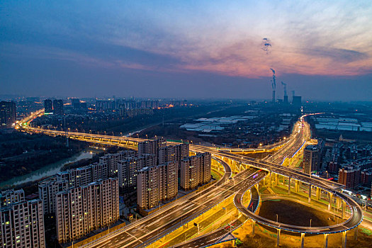 江苏省淮安市刚开通的内环高架快速路夜景