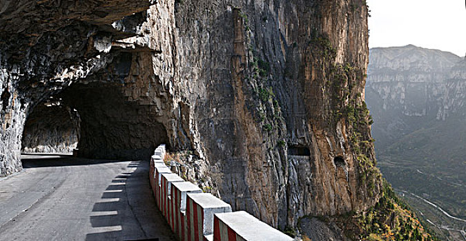 太行大峡谷挂壁公路