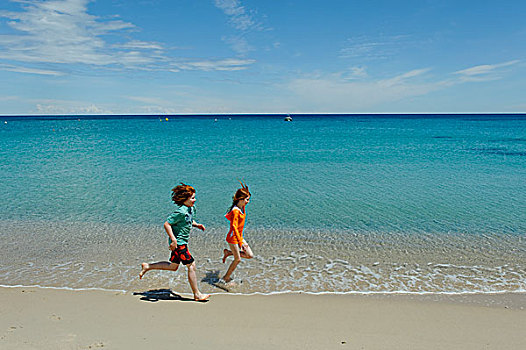 孩子,跑,海滩,东海岸,科西嘉岛,法国,欧洲