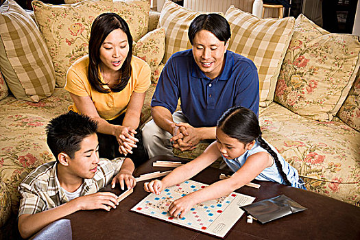 家庭,玩,棋类游戏