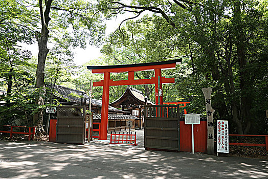 下鸭神社