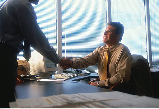 两个,商务人士,握手,办公室