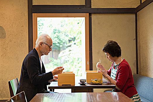 老年,夫妻,食物