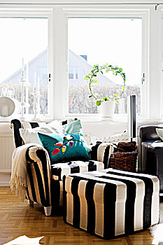 扶手椅,软躺椅,宽,黑白,条纹,正面,客厅,窗户