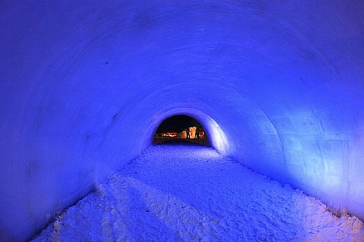 冰,隧道