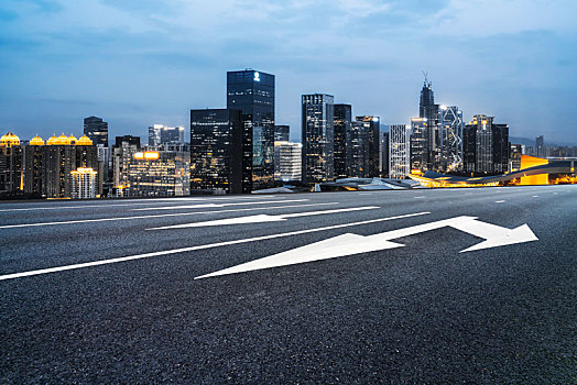 道路地面和城市建筑景观