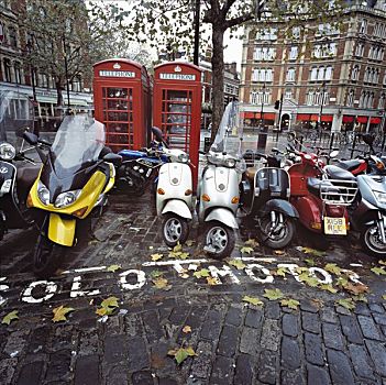 停放,摩托车,电话亭,伦敦