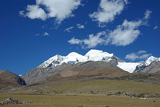 西藏念青唐古拉山