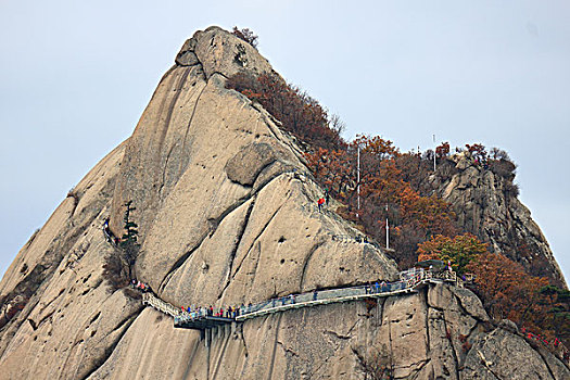 凤凰山玻璃栈道