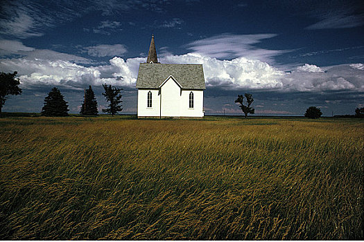 草原,教堂