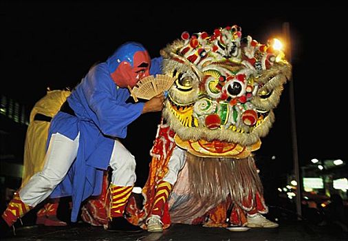 香港,春节,狮子,跳舞,夜晚,男人,服饰,耳语,龙,耳,无肖像权