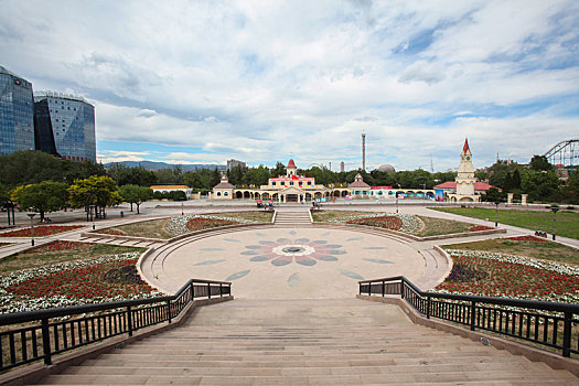 石景山游乐园广场城市风景