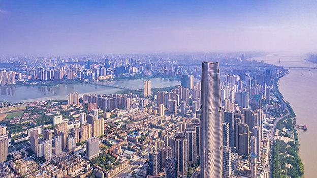 武汉最高楼绿地中心附近城市航拍