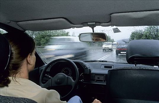 坐,女人,方向盘,驾驶,汽车,雨,重,交通,挡风玻璃
