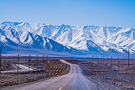 新疆,雪山,公路,电力
