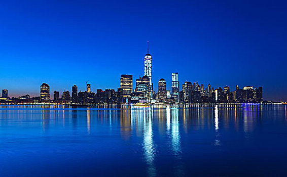 曼哈顿,金融区,天际线,一个,世界贸易中心,夜晚,纽约,美国