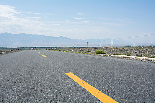 风力发电站道路风光