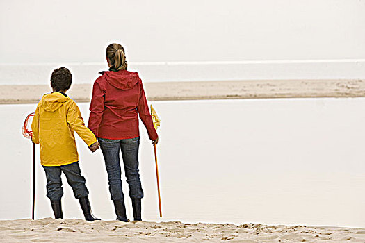 母亲,儿子,海滩,渔网