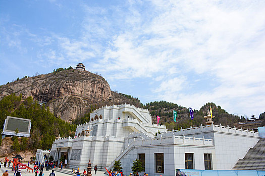 九龙山春日盛景