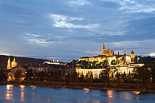 捷克共和国,布拉格,布拉格城堡,黄昏
