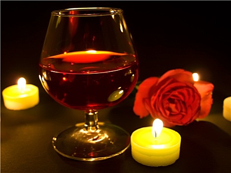 葡萄酒杯,红酒,烛光