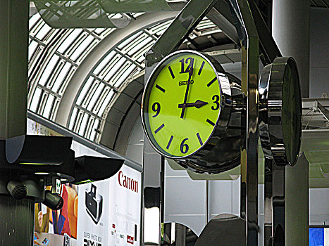 钟表,品川站,东京,日本