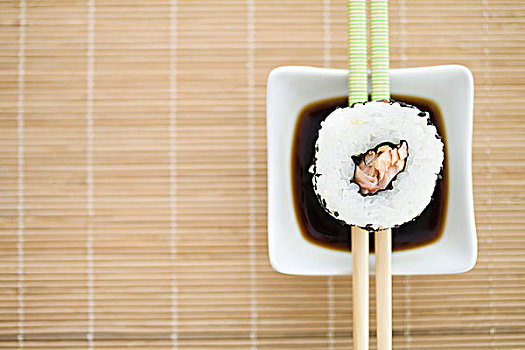 一个,块,寿司卷,休息,筷子,俯视,酱