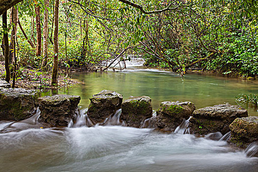 贵州荔波小七孔风景区