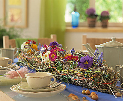 桌子,花,花环,杯子,茶壶