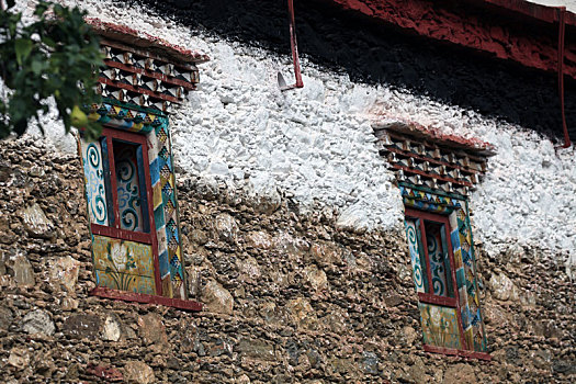 四川丹巴,甲居藏寨,以艺术品形态存在的藏式,最美古镇