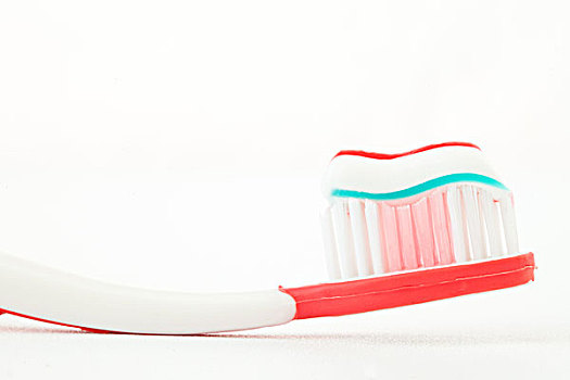 牙膏,红色,牙刷,白色背景