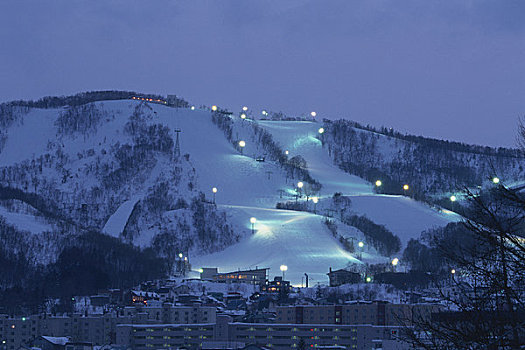 滑雪胜地