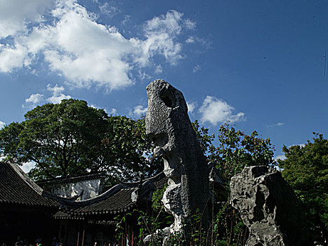 江苏苏州市留园园林,石像